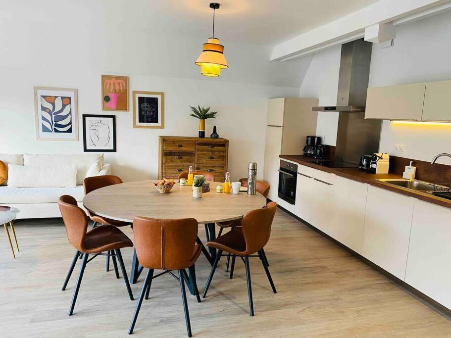 Appartement Proche Centre Historique Avec Parking Сарла-ла-Канеда Екстериор снимка