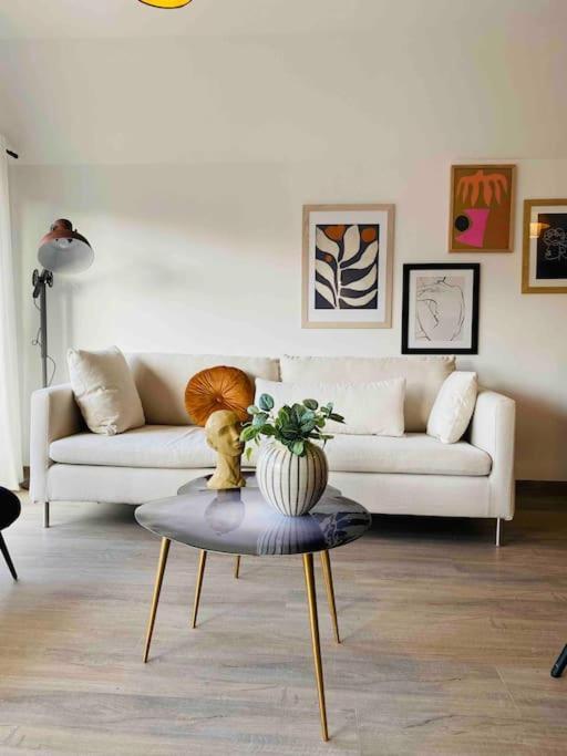Appartement Proche Centre Historique Avec Parking Сарла-ла-Канеда Екстериор снимка
